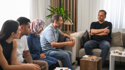 Başkan Eşki’den Bornovalı şehidin ailesine ziyaret