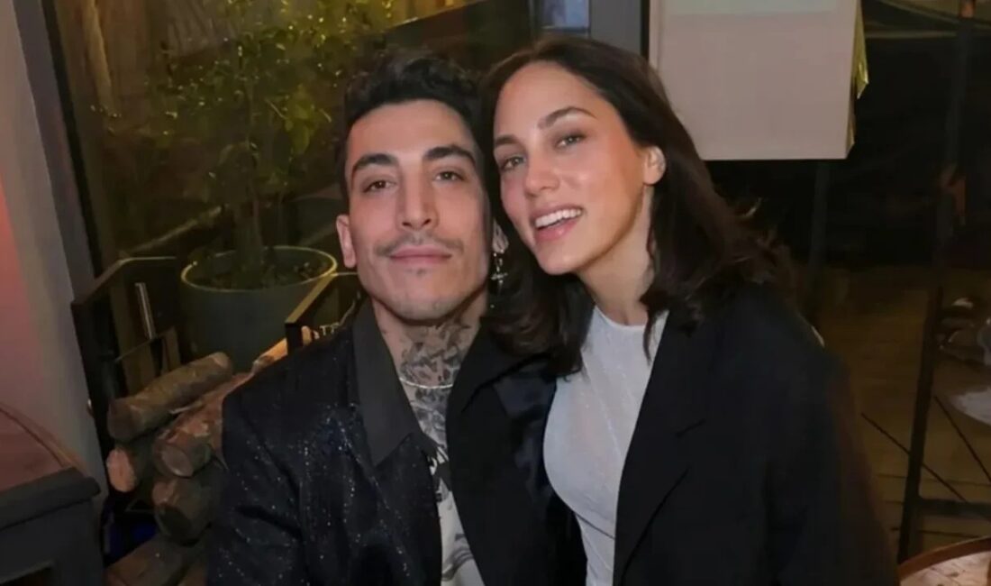 Ünlü çift Can Bonomo ve Öykü Karayel geçtiğimiz günlerde Alaçatı’da