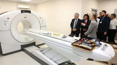Düzce Atatürk Devlet Hastanesi'nde kurulumu devam eden PET-CT cihazı, kanser