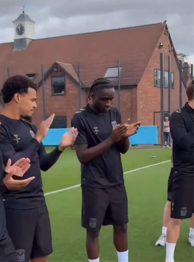 Fenerbahçe'nin Coventry City'ye transfer olduğunu dün resmen açıkladığı Sidiki Cherif,