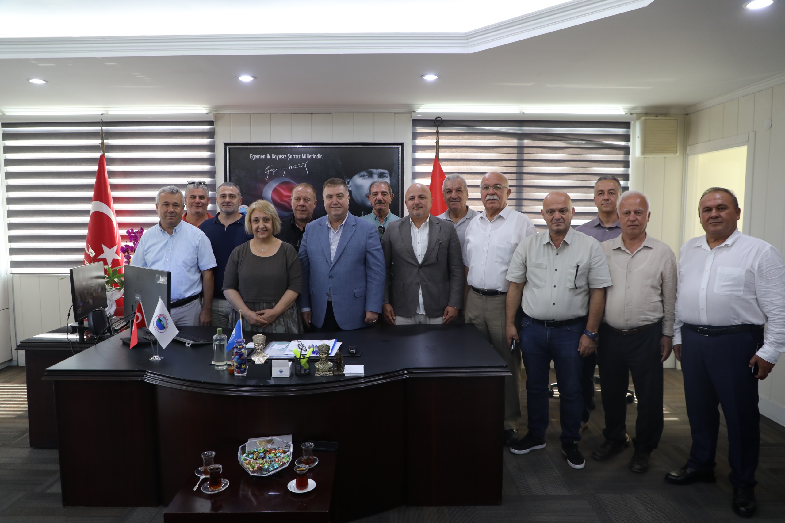 İzmir Şoförler ve Otomobilciler Esnaf Odası Başkanı Erkan Özkan ve