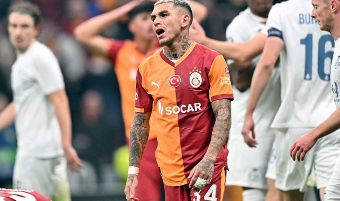Galatasaraylı futbolcu Lucas Torreira'nın Fiorentina'ya dönmek istediği, İtalyan kulübünün ise