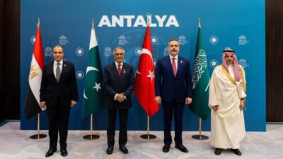 Dışişleri Bakanı Hakan Fidan ile Pakistan Dışişleri Bakanı Muhammed İshak