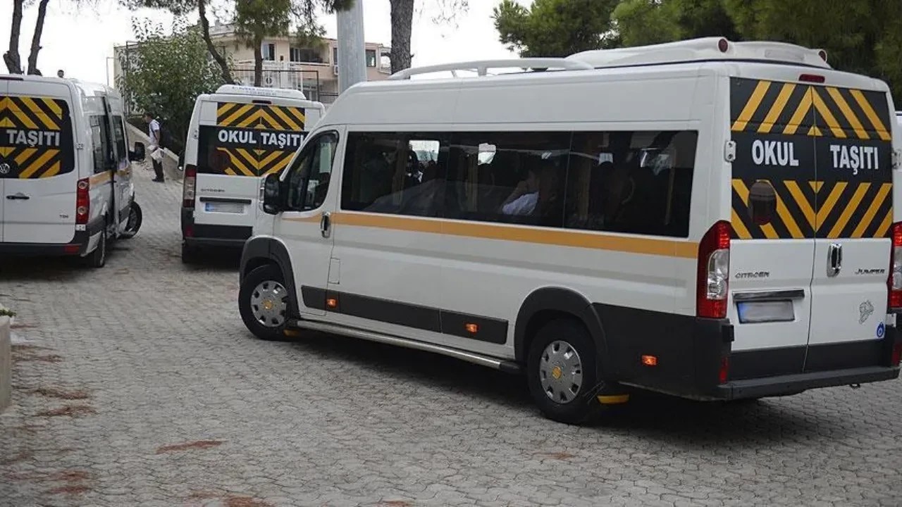 Okul servis fiyatları belli oldu: Bazı güzergahlar yıllık 93 bin lirayı buluyor