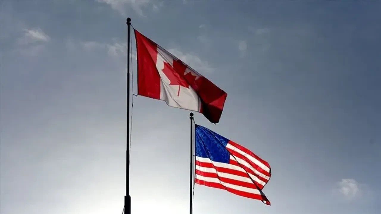 Trump, Kanada'ya yüzde 50'lik gümrük vergisini askıya aldı