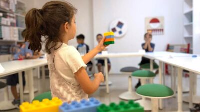 Bornova Belediyesi, çocukların eğlenerek öğrenmesini destekleyen projelerine bir yenisini daha