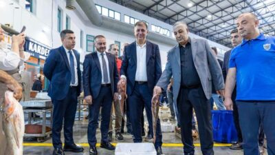 İzmirli balıkçılar dört aylık aranın ardından 1 Eylül itibarıyla “Vira