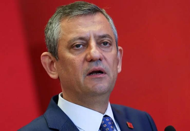 Özgür Özel, Melih Gökçek hakkında yürütülen soruşturmanın farklı bir yöntemle