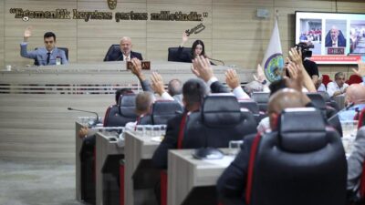 Menemen Belediye Meclisi vefa örneği bir karara imza attı. 