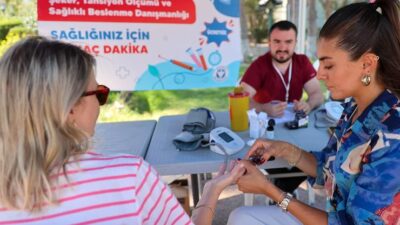 Sağlıklı yaşam konusunda farkındalık yaratmayı hedefleyen Buca Belediyesi, belediye binası