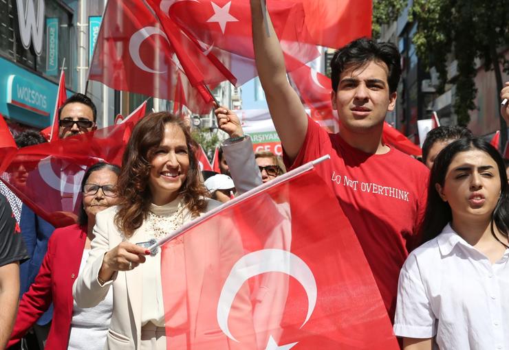 İzmir’in düşman işgalinden kurtuluşunun 104. yıl dönümü, Karşıyaka’da büyük bir