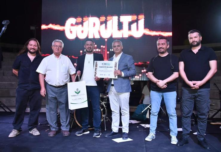 Torbalı Belediyesi tarafından “Tarihin Kalbinde, Bilgeliğin İzinde” temasıyla düzenlenen 2.