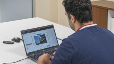 İzmir Büyükşehir Belediyesi, Kent Rehberi’ni güncel teknolojilerle baştan yeniledi. 