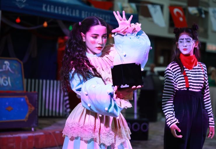 Karabağlar Belediyesi’nin kendi personeli ve teknik altyapısıyla hayata geçirdiği “Neşeli