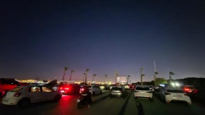 İzmir Büyükşehir Belediyesi, “Yeniden Sinematek Arabada Film Keyfi” ile bu