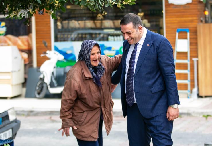 Narlıdere Belediyesi’nin Ege Geriatri Derneği iş birliğiyle hayata geçirdiği Narlıdere