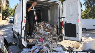 Buca Belediyesi, Seyhan Mahallesi’nde kaçak moloz dökümlerinin önüne geçmek amacıyla