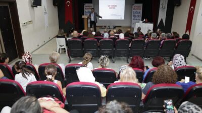 Bayraklı Belediyesi ile İzmir Büyükşehir Belediyesi iş birliğinde düzenlenen Temel