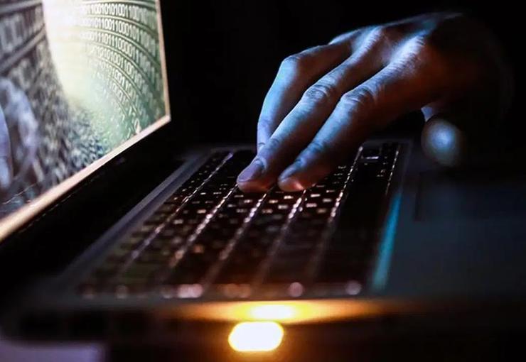 Sosyal medya üzerinden borsa hisselerine yönelik manipülatif paylaşımlar yaptığı belirlenen
