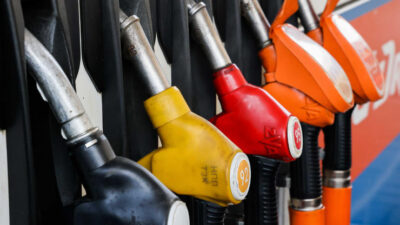 Döviz kuru ve brent petrol fiyatlarındaki dalgalanmaların ardından motorin grubuna