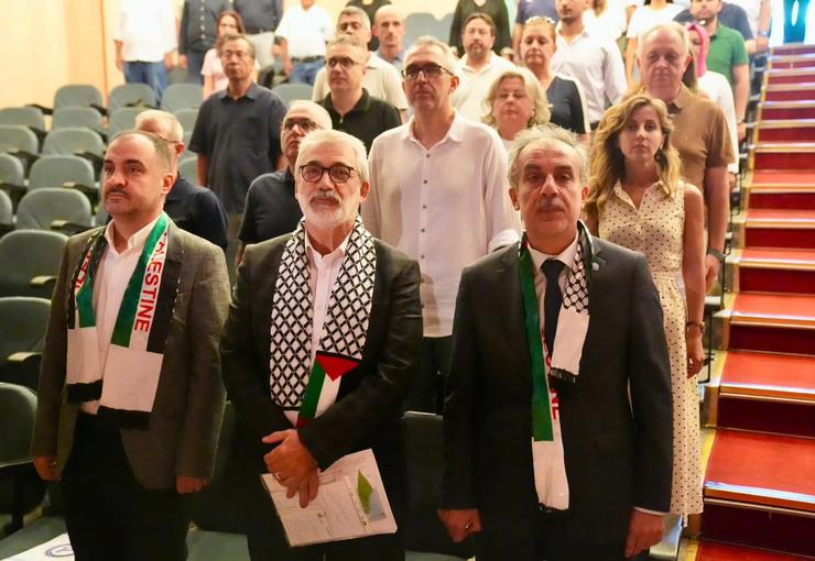 Ege Üniversitesinde düzenlenen etkinlikte, Gazze’de yaşanan insanlık dramına dikkat çekilirken;