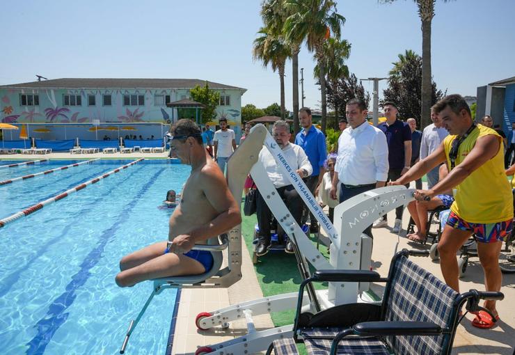 Torbalı Belediyesi’nin engelli bireylerin yaşamın her alanına eşit ve aktif