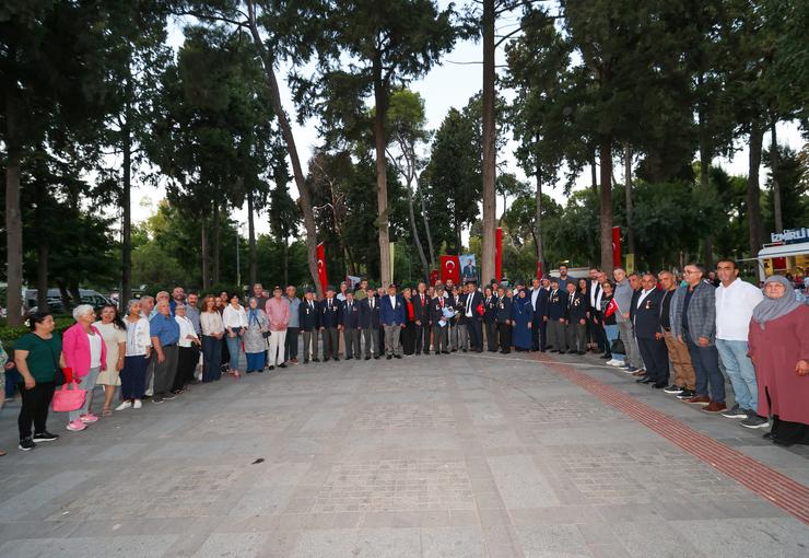 Buca Belediyesi, 19 Eylül Gaziler Günü dolayısıyla düzenlediği anlamlı etkinliklerle