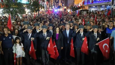 Karşıyaka Belediyesi, Ulu Önder Mustafa Kemal Atatürk’e gazilik ünvanı ile