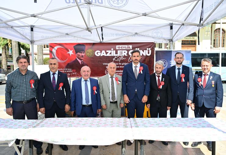Manisa’da 19 Eylül Gaziler Günü dolayısıyla düzenlenen tören ve etkinliklerde