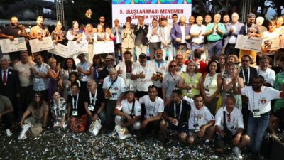 Tam 45 ülkeden katılımcıyla gerçekleştirilen 5'inci Uluslararası Menemen Çömlek Festivali,