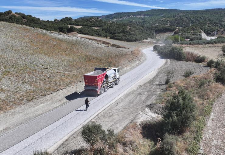 Manisa Büyükşehir Belediyesi, Selendi ilçesi Halılar Mahallesi ile Harbiciler karayolu