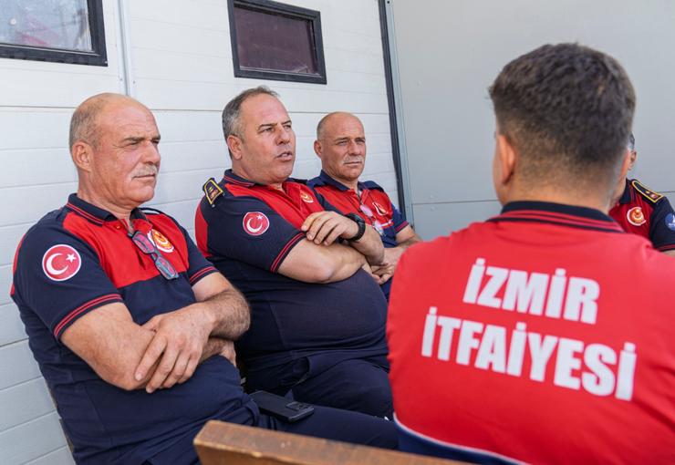 25 Eylül-1 Ekim İtfaiye Haftası’nda, 33 yıldır aynı üniformayı giyen