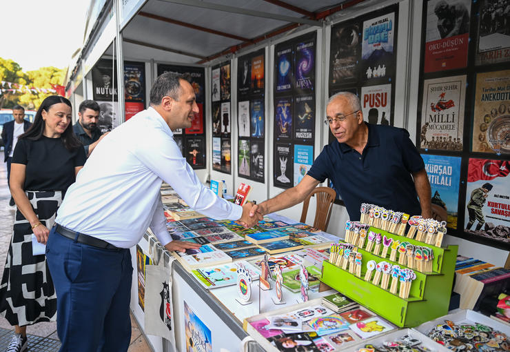 Bornova Belediyesi tarafından usta şair Attila İlhan anısına düzenlenen ve