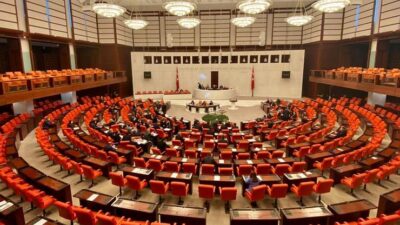 TBMM'nin yeni yasama yılına başlamasıyla birlikte muhalefet partileri, kamuoyunda yankı