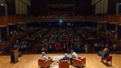 10. İzmir Uluslararası Edebiyat Festivali, “Edebiyat İyileştirir” temasıyla dört gün