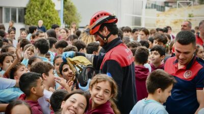 İtfaiye Haftası etkinlikleri kapsamında İzmir Büyükşehir Belediyesi İtfaiye Dairesi Başkanlığı