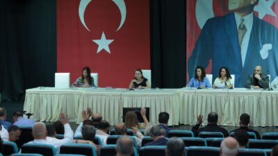 Konak Belediye Meclisi eylül ayı ilk birleşiminde konuşan Başkan Nilüfer
