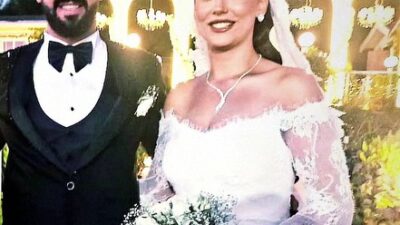 İzmir’in sosyal ve sanat çevresinden çok sayıda davetlinin katıldığı görkemli