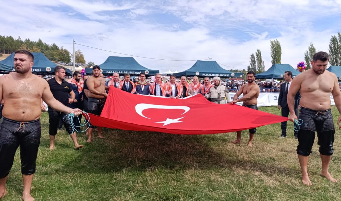 Kütahya’nın Pazarlar ilçesinde bu yıl ilk kez düzenlenen Pazarlar Yağlı