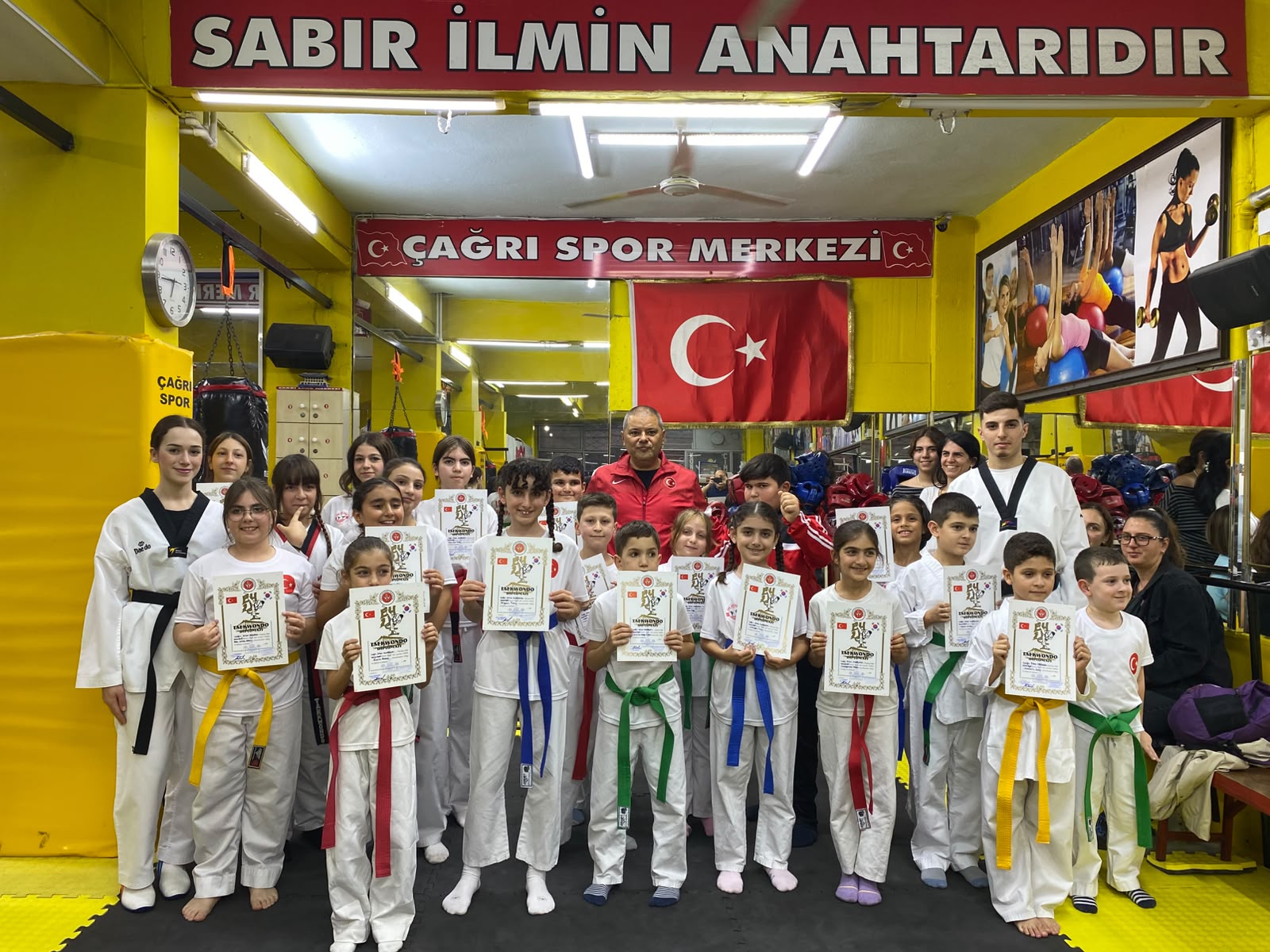AHMET BEREKET’İN ÖNCÜLÜĞÜNDE ÇEYREK ASIRLIK GELENEK SÜRÜYOR.