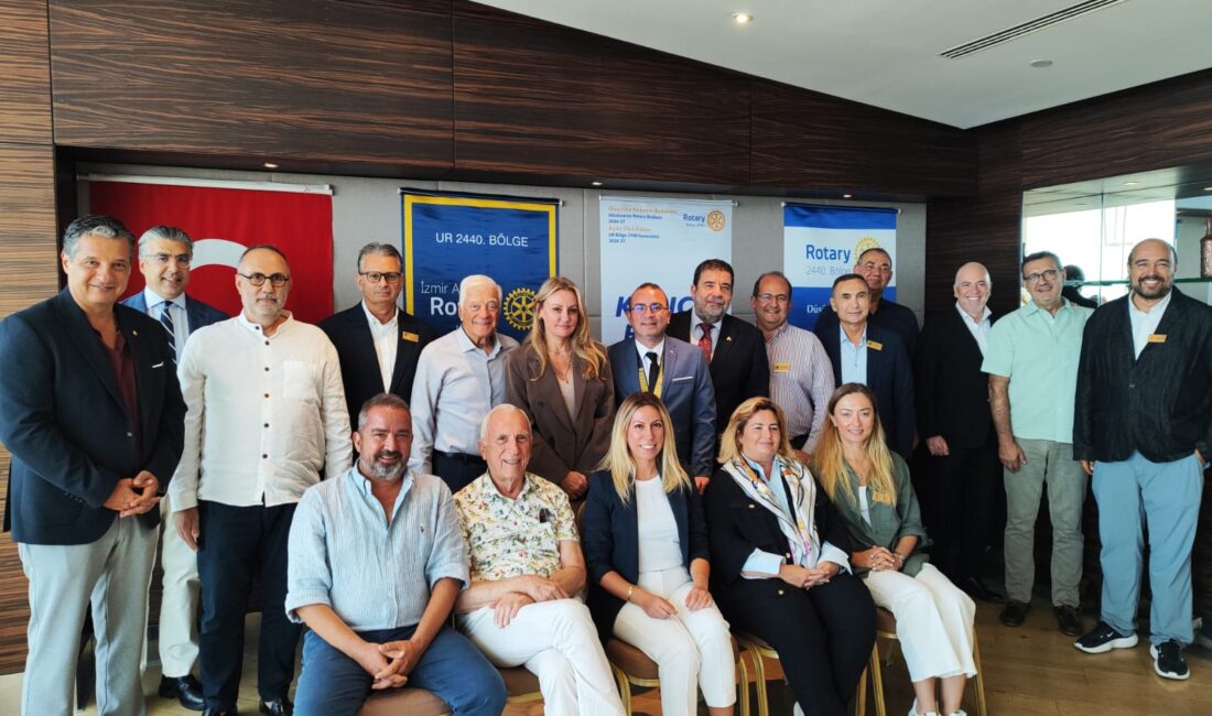 Milletvekili ve iş insanı Seda Kaya Ösen, İzmir Alsancak Rotary
