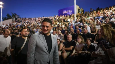 Aliağa’da başarılı işlere imza atan Acar, “Geldiğimiz nokta İzmir’in çok