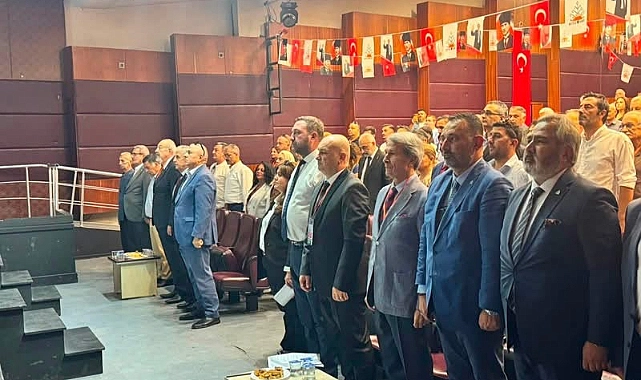 Kutlu Parti İzmir İl Başkanlığı’nın 1. Olağan Kongresi gerçekleştirildi. Kongrede