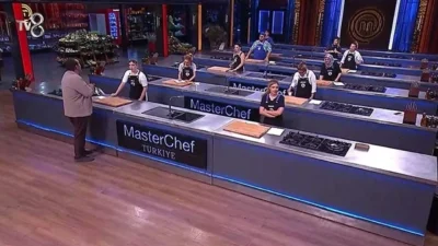 MasterChef Türkiye'de yedinci haftada kırmızı ve mavi takım, ödül oyununda