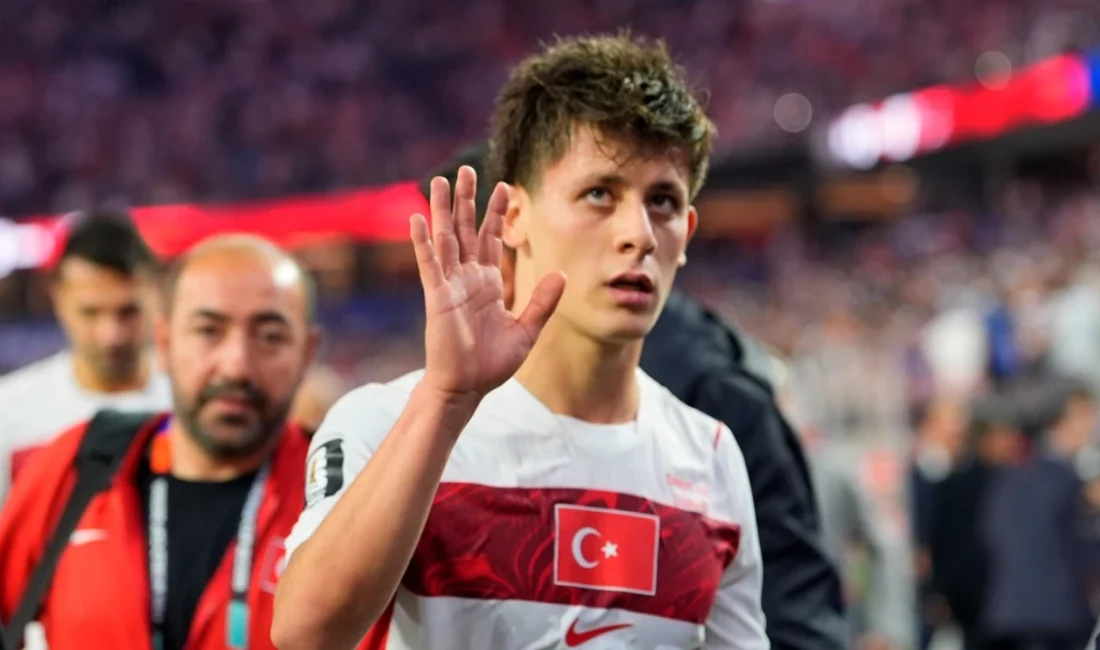 A Milli Takım’ın İtalya’ya 4-1 yenildiği gecede Arda Güler, tribünlerden