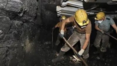 Manisa'nın Soma ilçesindeki bir maden ocağında meydana gelen göçükte ilk