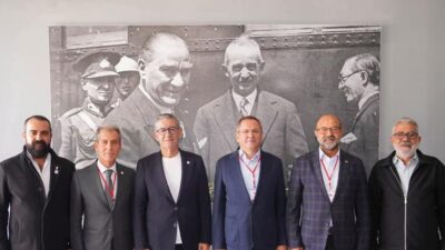 Yeni Parti Ayvalık 1. Olağan İlçe Kongresi büyük bir coşku,