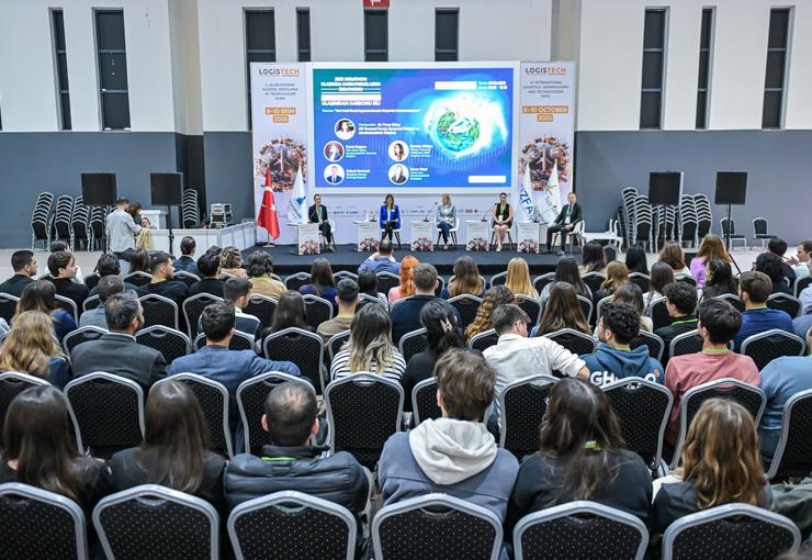 İzmir Büyükşehir Belediyesi ev sahipliğinde, İZFAŞ tarafından düzenlenen LOGISTECH -