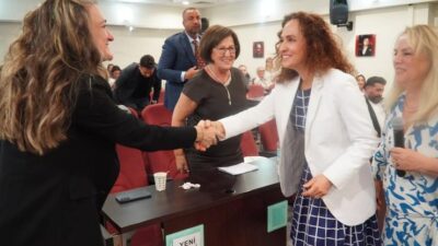 Karşıyaka Belediyesi, Dünya Mimarlık Günü kapsamında düzenlediği buluşmada serbest ve