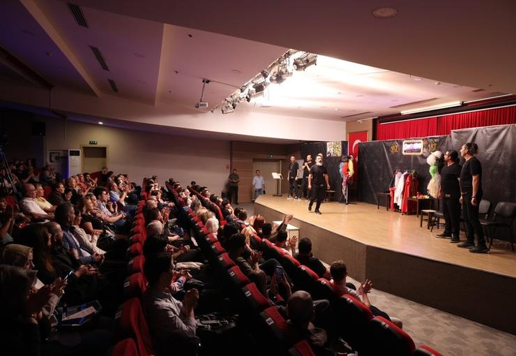 Çiğli Belediyesi, ekim ayıyla birlikte kültür ve sanat etkinliklerine hız